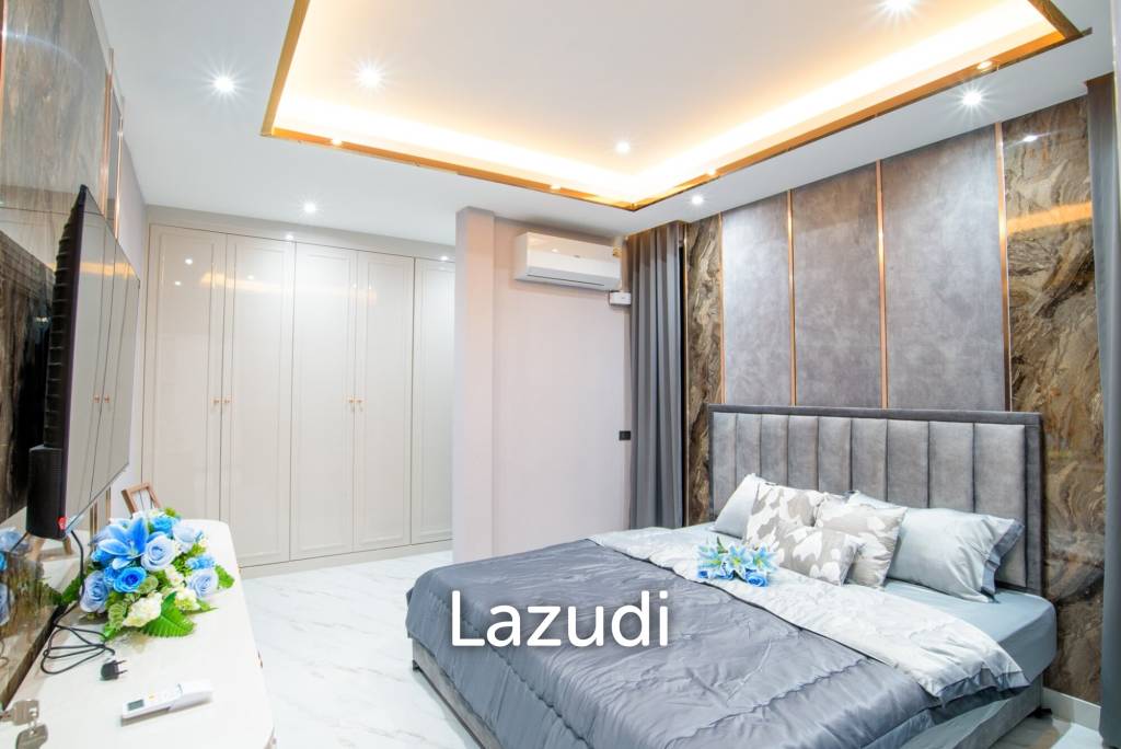 4 Bedrooms 3 Bathrooms 320 SQ.M. Central Park 2 Village