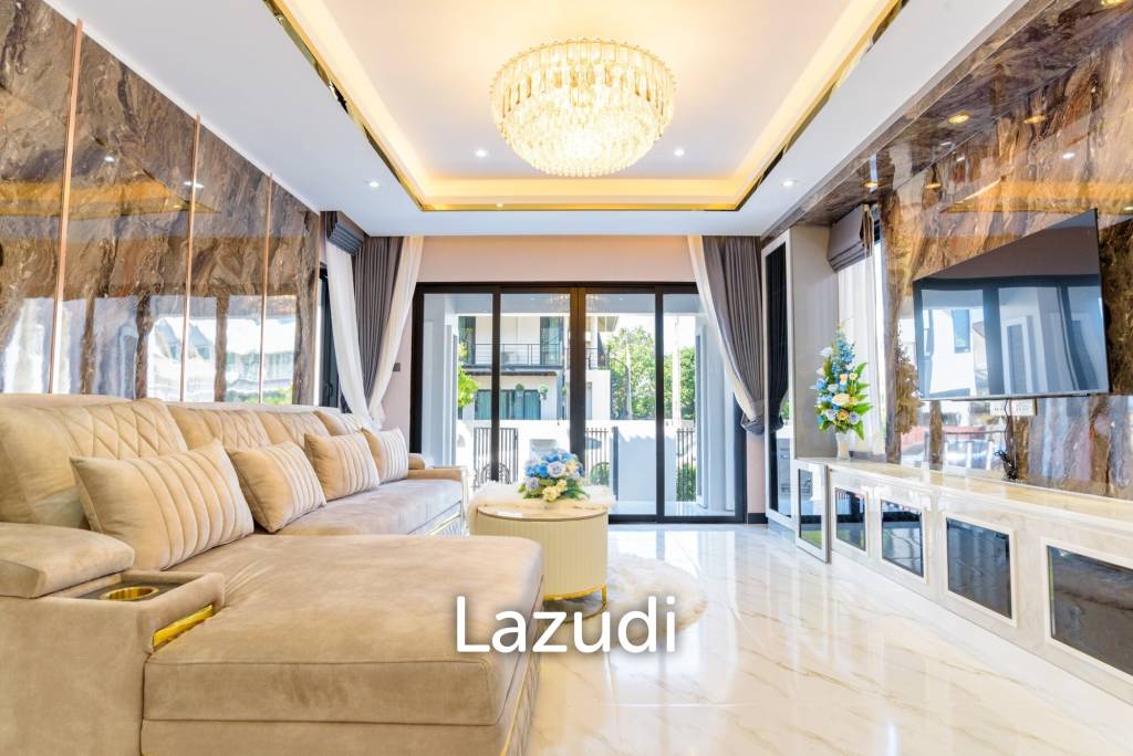 4 Bedrooms 3 Bathrooms 320 SQ.M. Central Park 2 Village