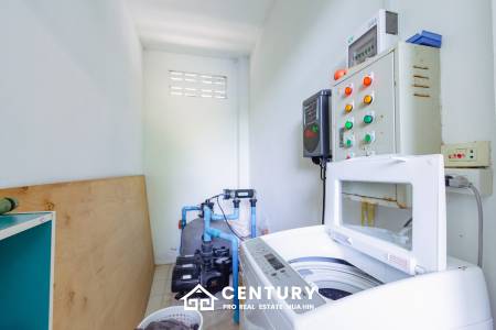 484 ตร.ม 3 เตียง 2 อาบน้ำ วิลล่า For ขาย