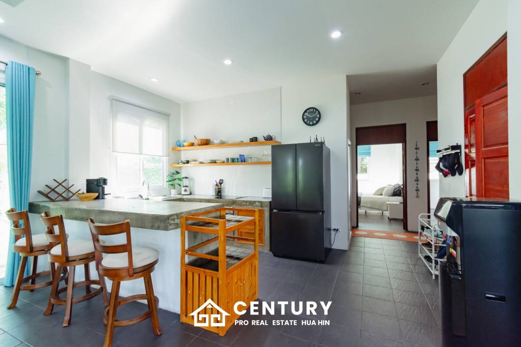 484 ตร.ม 3 เตียง 2 อาบน้ำ วิลล่า For ขาย