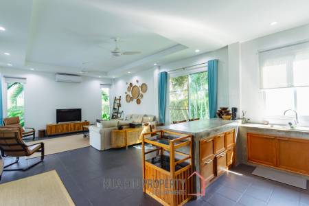 BAAN EVELINA : ELEGANT 3 BED POOL VILLA PRIME CENTRAL LOCATION