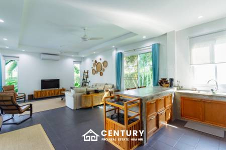 484 ตร.ม 3 เตียง 2 อาบน้ำ วิลล่า For ขาย