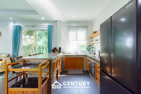 484 ตร.ม 3 เตียง 2 อาบน้ำ วิลล่า For ขาย