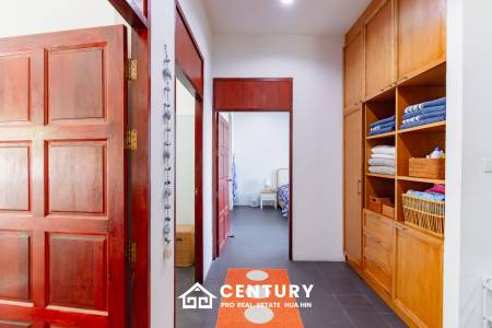 484 ตร.ม 3 เตียง 2 อาบน้ำ วิลล่า For ขาย