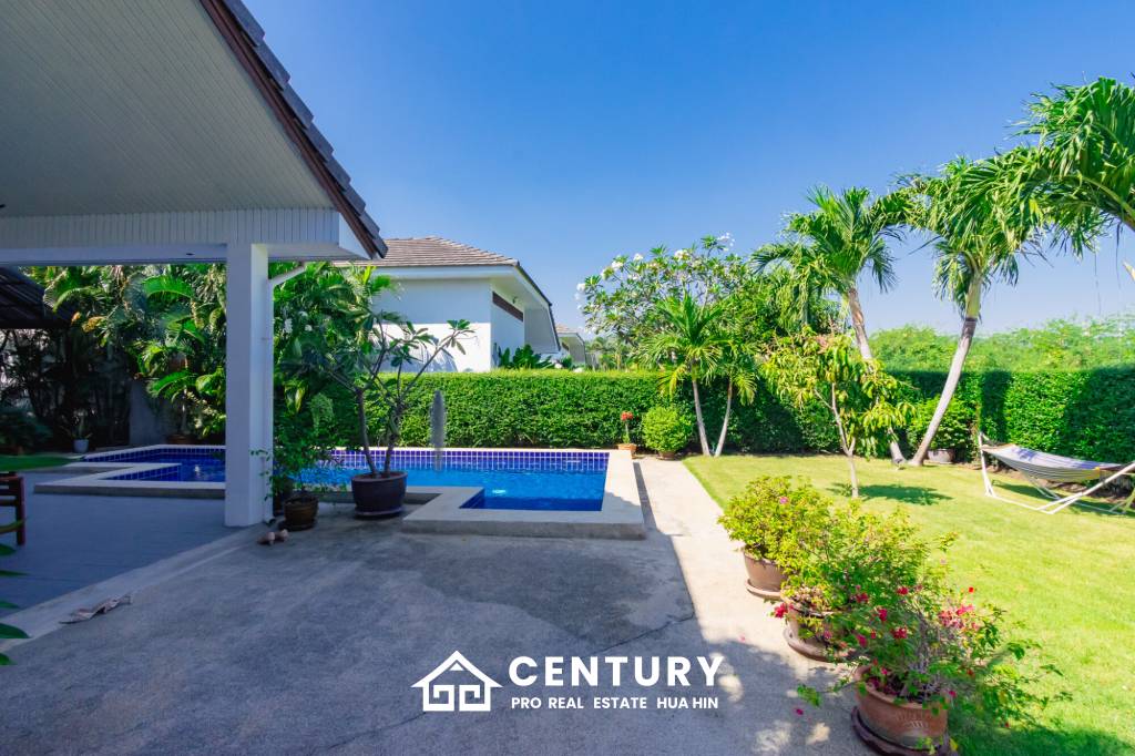 484 ตร.ม 3 เตียง 2 อาบน้ำ วิลล่า For ขาย