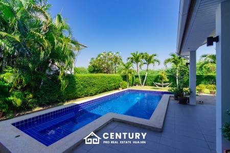 484 ตร.ม 3 เตียง 2 อาบน้ำ วิลล่า For ขาย