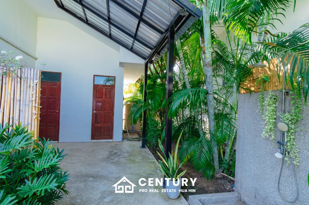 484 ตร.ม 3 เตียง 2 อาบน้ำ วิลล่า For ขาย