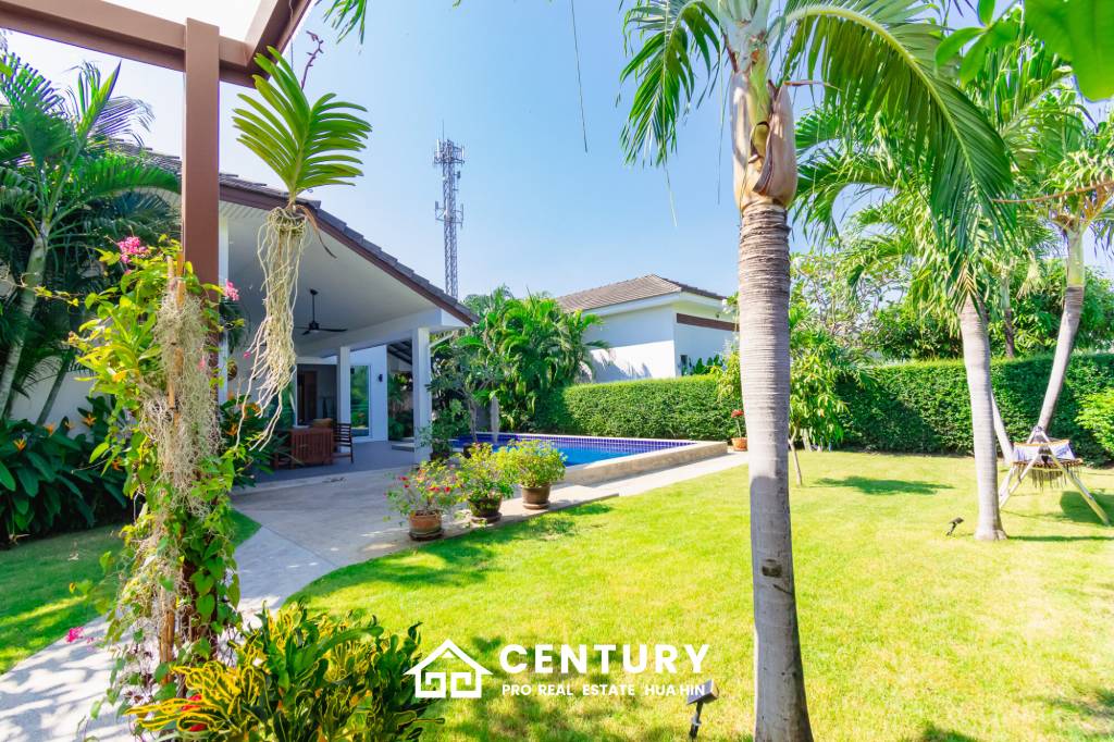 484 ตร.ม 3 เตียง 2 อาบน้ำ วิลล่า For ขาย