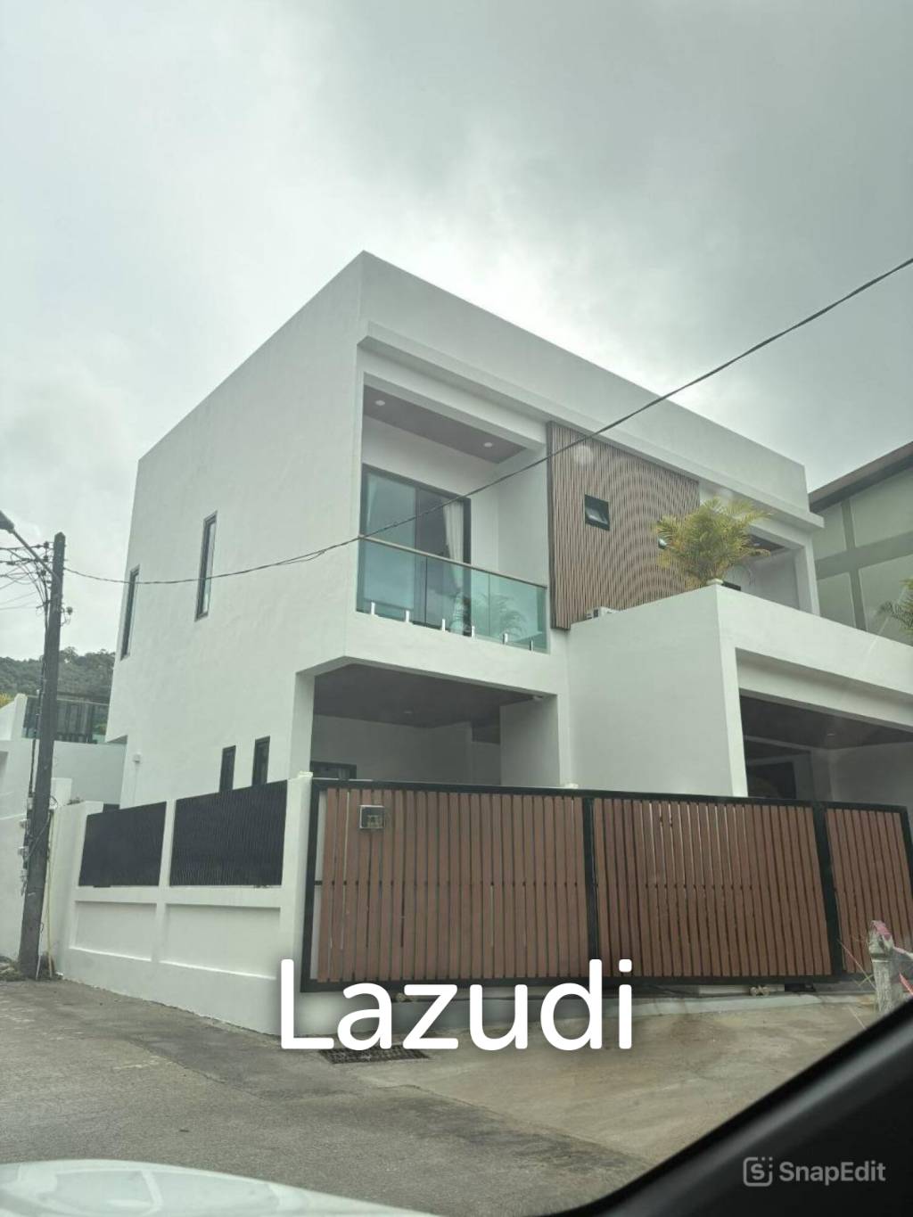 Modern 2-Storey 4-Bedroom Pool Villa for Sale in Kamala