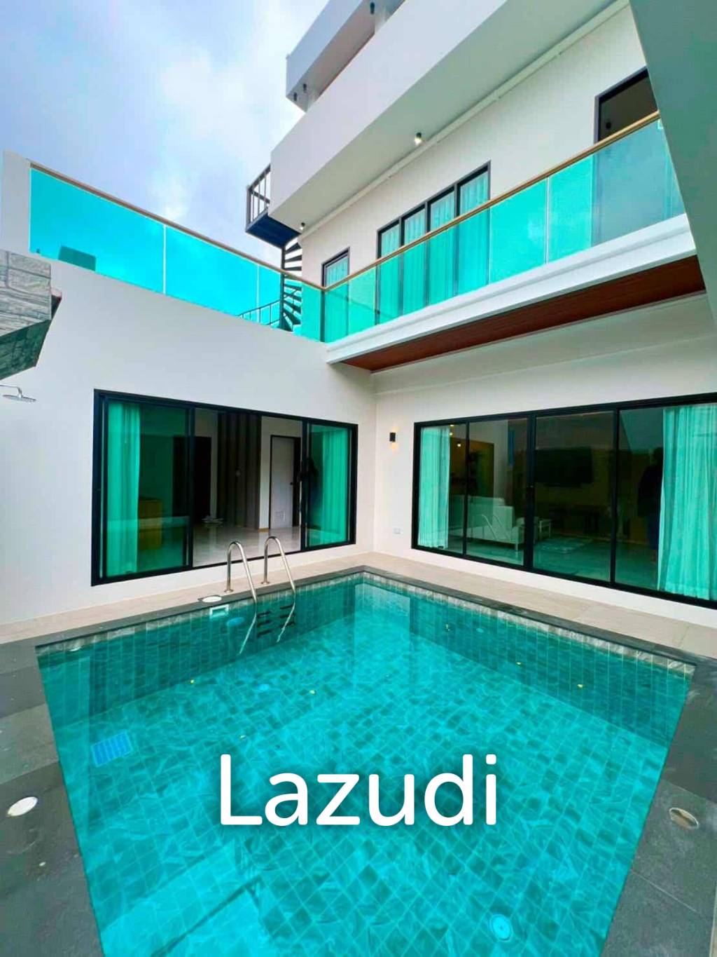 Modern 2-Storey 4-Bedroom Pool Villa for Sale in Kamala