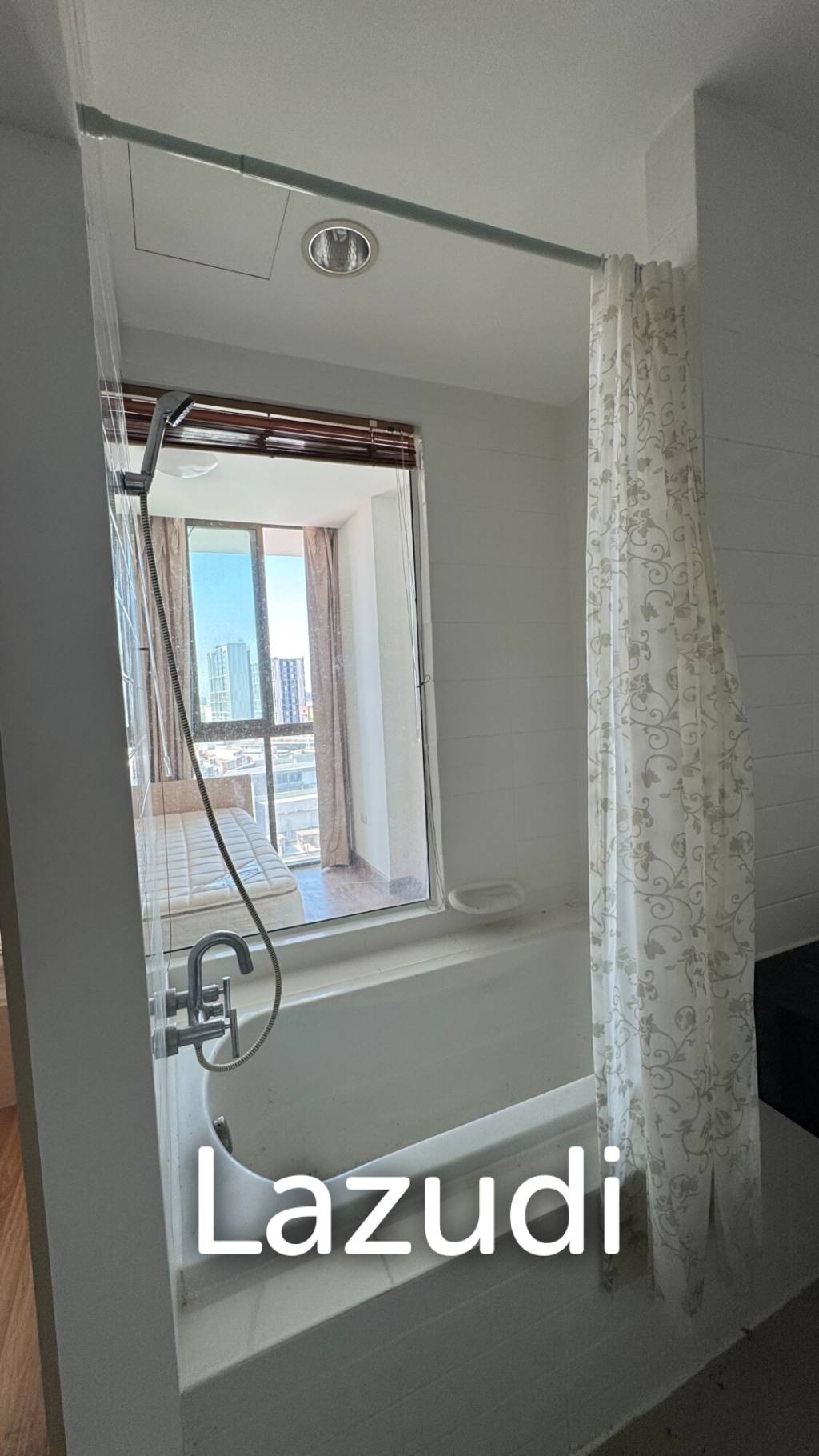 Ideo Mix Sukhumvit 103 30 sqm condo in Bangna Bangkok