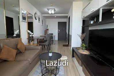 52 sqm high floor 1 bedroom condo in Sky Walk Phra Khanong
