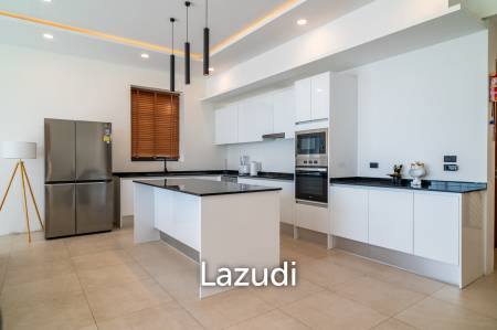 Stunning 3-Bedroom Villa with Sea Views – Paragon Villas Phase 1