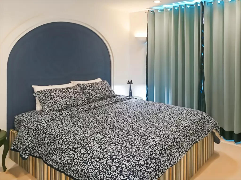 Beachfront Living in Khao Tao 2 Bed Condo 76 Sqm in Chelona Hua Hin
