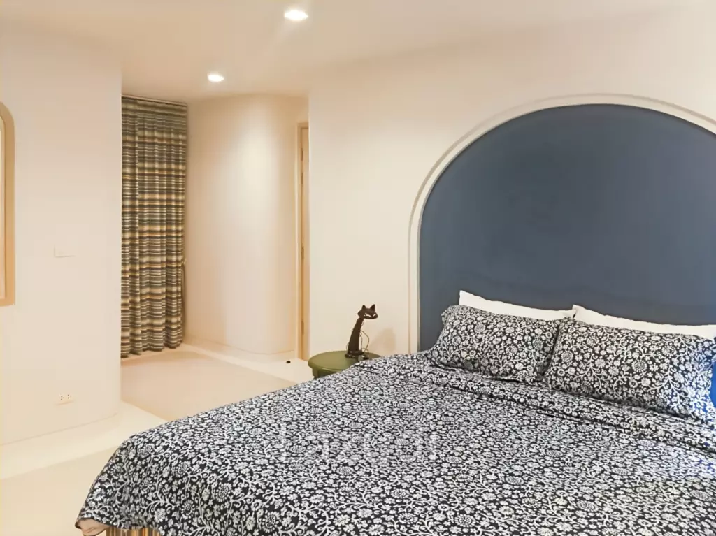 Beachfront Living in Khao Tao 2 Bed Condo 76 Sqm in Chelona Hua Hin