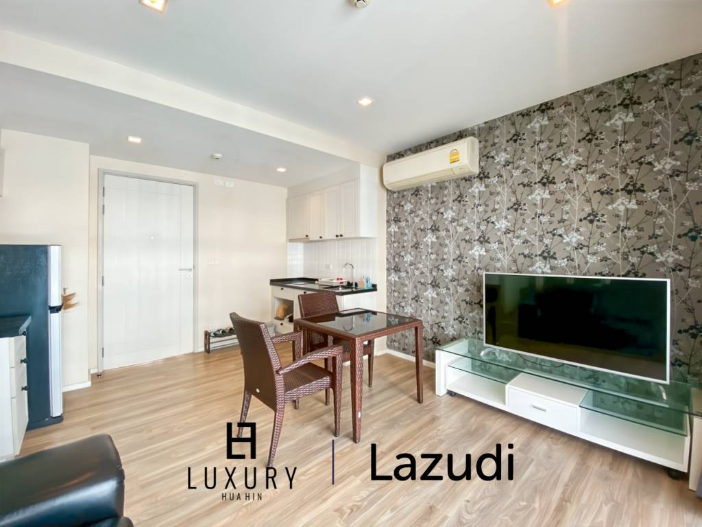 im 5. Stock / voll möbliert / großer Gemeinschaftspool