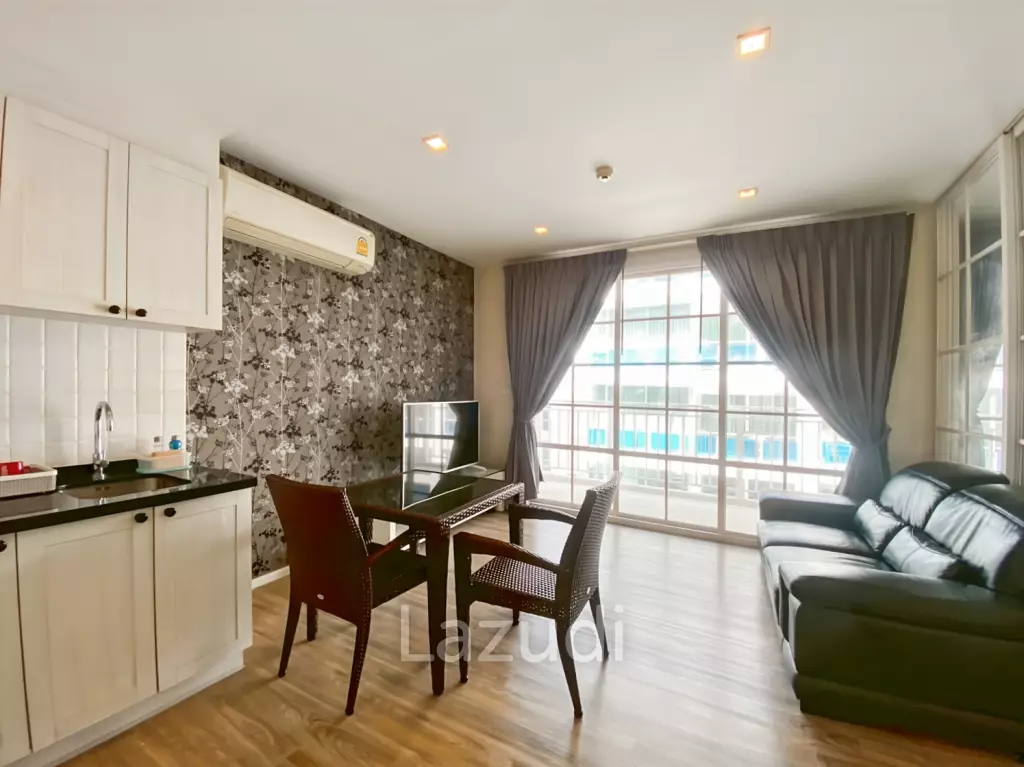 Summer Hua Hin : 1-Bed Condo  41.71 sqm Corner Room on 5th Floor