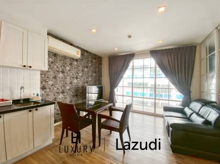 im 5. Stock / voll möbliert / großer Gemeinschaftspool