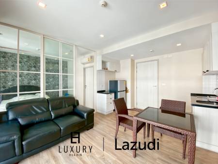 im 5. Stock / voll möbliert / großer Gemeinschaftspool