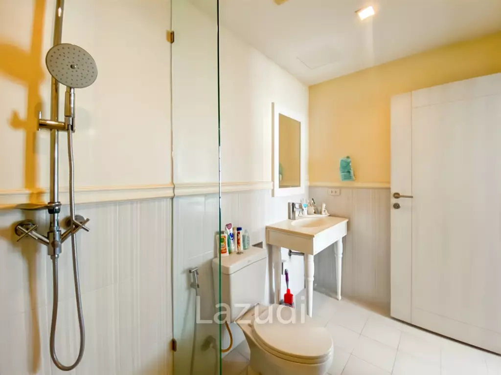 Summer Hua Hin : 1-Bed Condo  41.71 sqm Corner Room on 5th Floor
