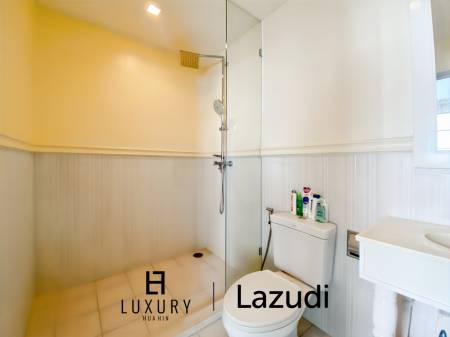 im 5. Stock / voll möbliert / großer Gemeinschaftspool