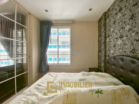 im 5. Stock / voll möbliert / großer Gemeinschaftspool