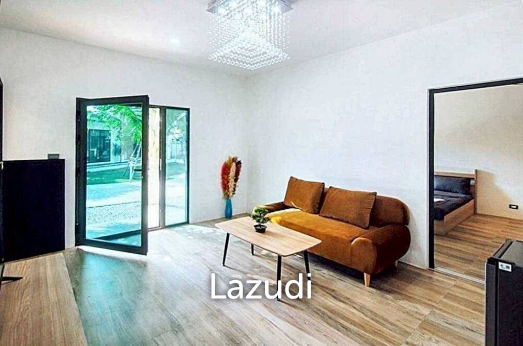Luxury Pool Villa on Massive Land Plot in Mabprachan