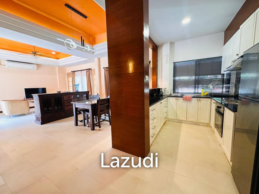Spacious Single-Storey 3-Bedroom Pool Villa with Private Garden for Sale in Rawai