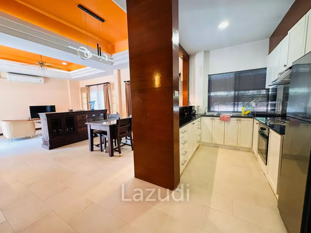 Spacious Single-Storey 3-Bedroom Pool Villa with Private Garden for Sale in Rawai