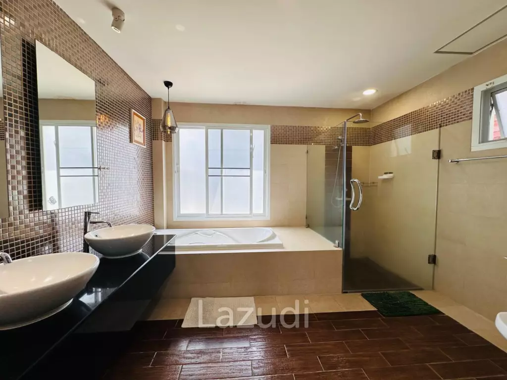 Spacious Single-Storey 3-Bedroom Pool Villa with Private Garden for Sale in Rawai