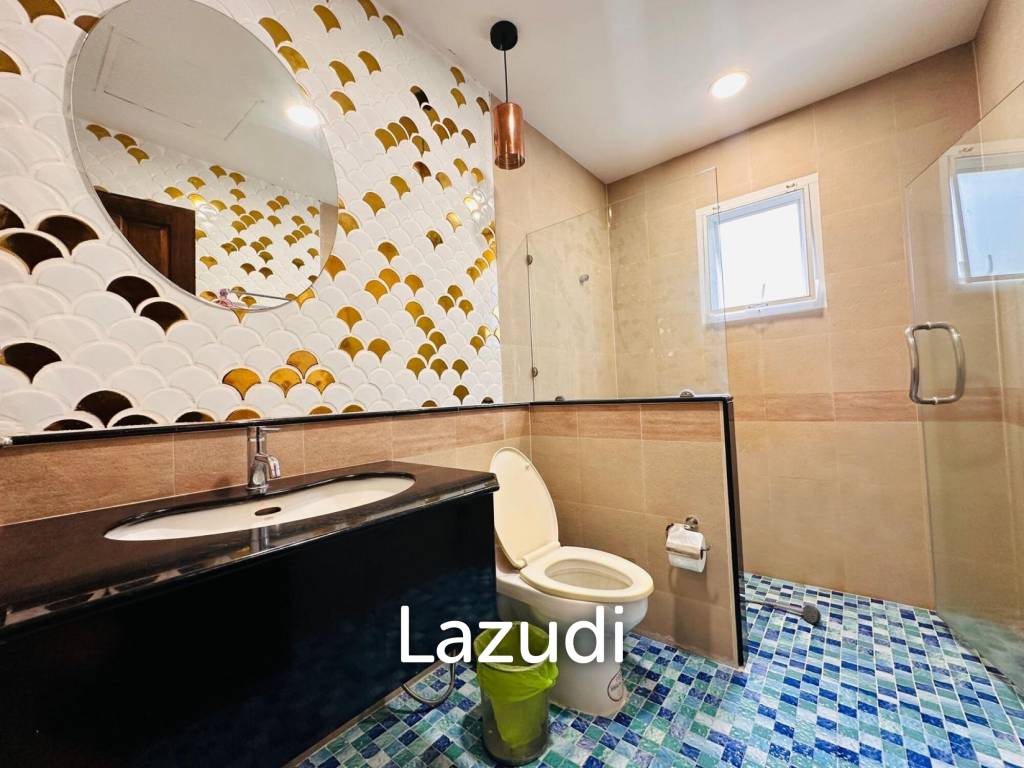 Spacious Single-Storey 3-Bedroom Pool Villa with Private Garden for Sale in Rawai