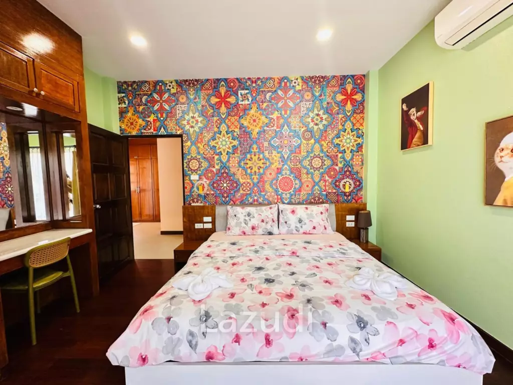 Spacious Single-Storey 3-Bedroom Pool Villa with Private Garden for Sale in Rawai