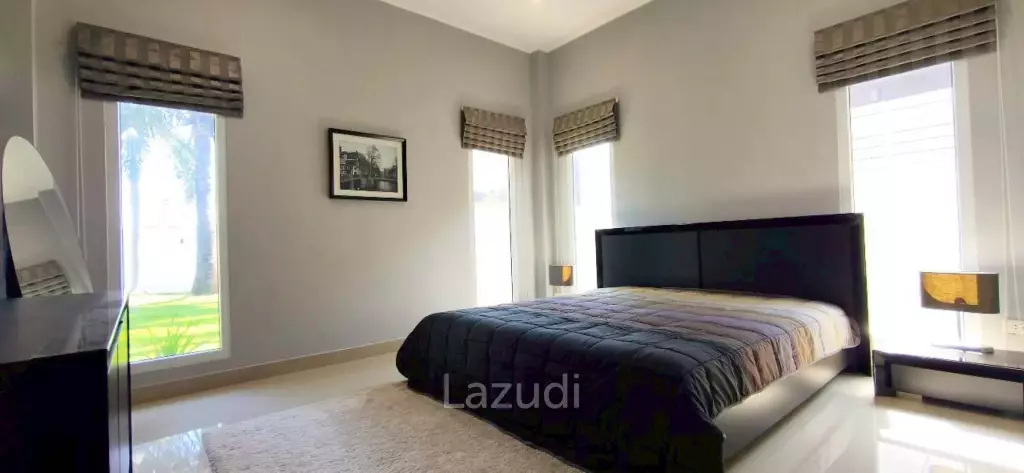 4 Bedroom 3 Bathroom 215 SQ.M. Ban Panalee