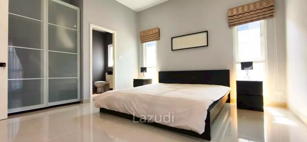 4 Bedroom 3 Bathroom 215 SQ.M. Ban Panalee