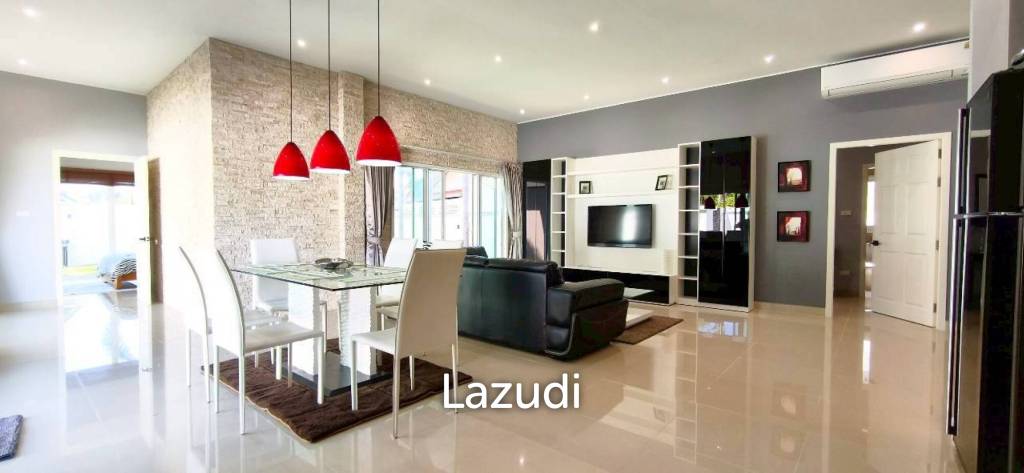 4 Bedroom 3 Bathroom 215 SQ.M. Ban Panalee