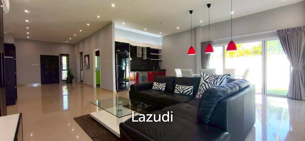 4 Bedroom 3 Bathroom 215 SQ.M. Ban Panalee