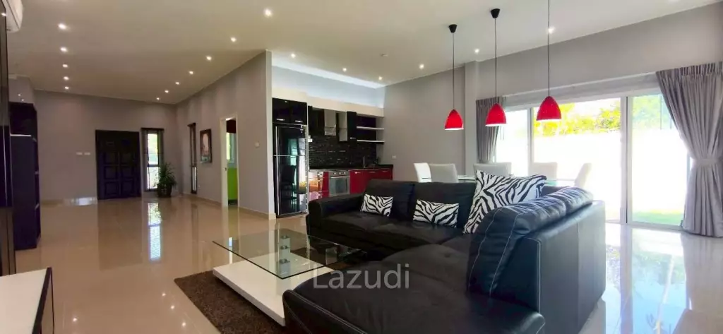 4 Bedroom 3 Bathroom 215 SQ.M. Ban Panalee