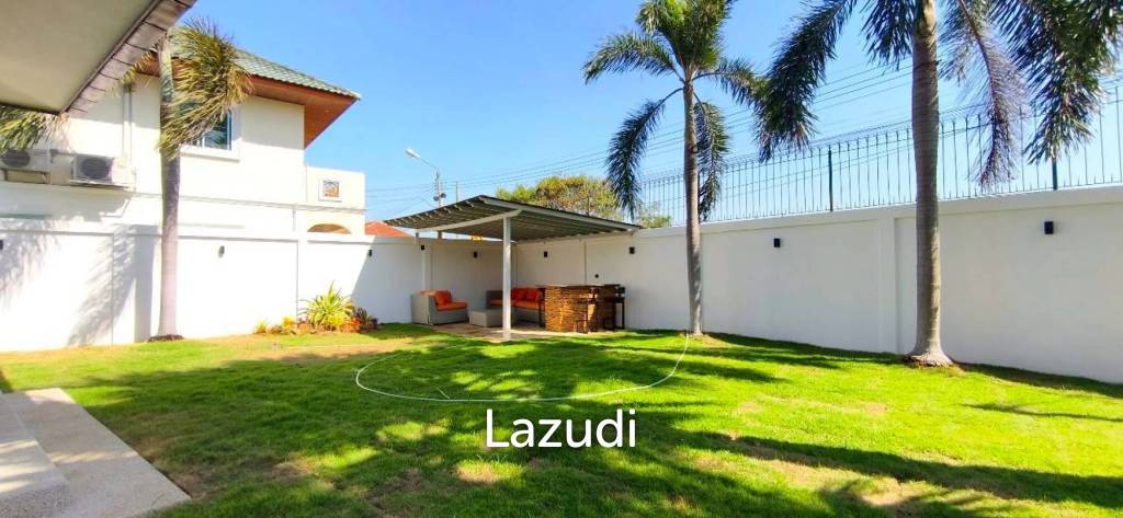 4 Bedroom 3 Bathroom 215 SQ.M. Ban Panalee
