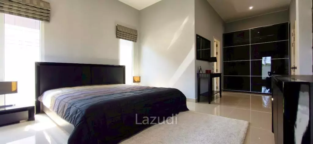 4 Bedroom 3 Bathroom 215 SQ.M. Ban Panalee
