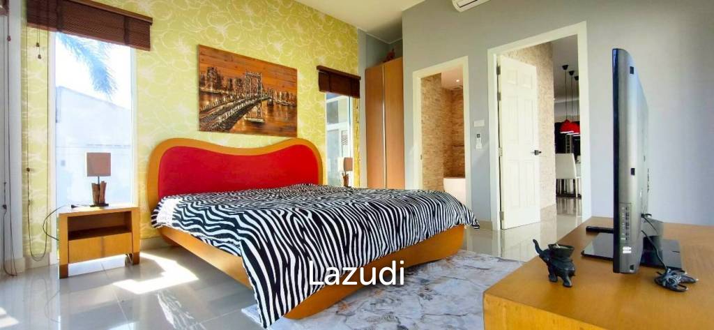 4 Bedroom 3 Bathroom 215 SQ.M. Ban Panalee
