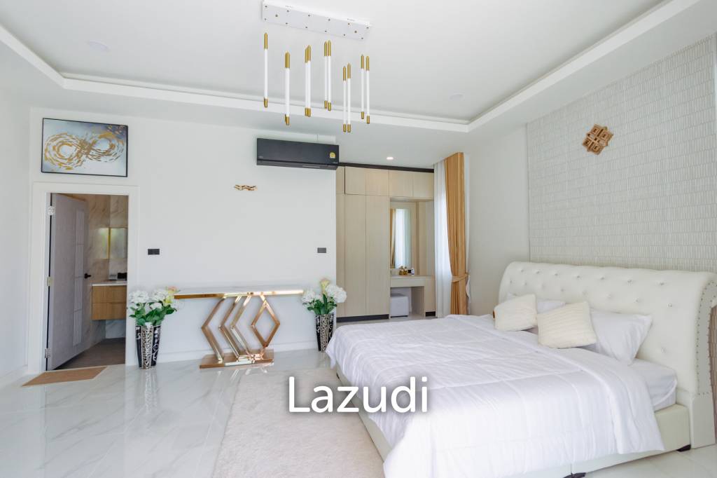 Modern 200 sqm pool villa in Hin Lek Fai Hua Hin