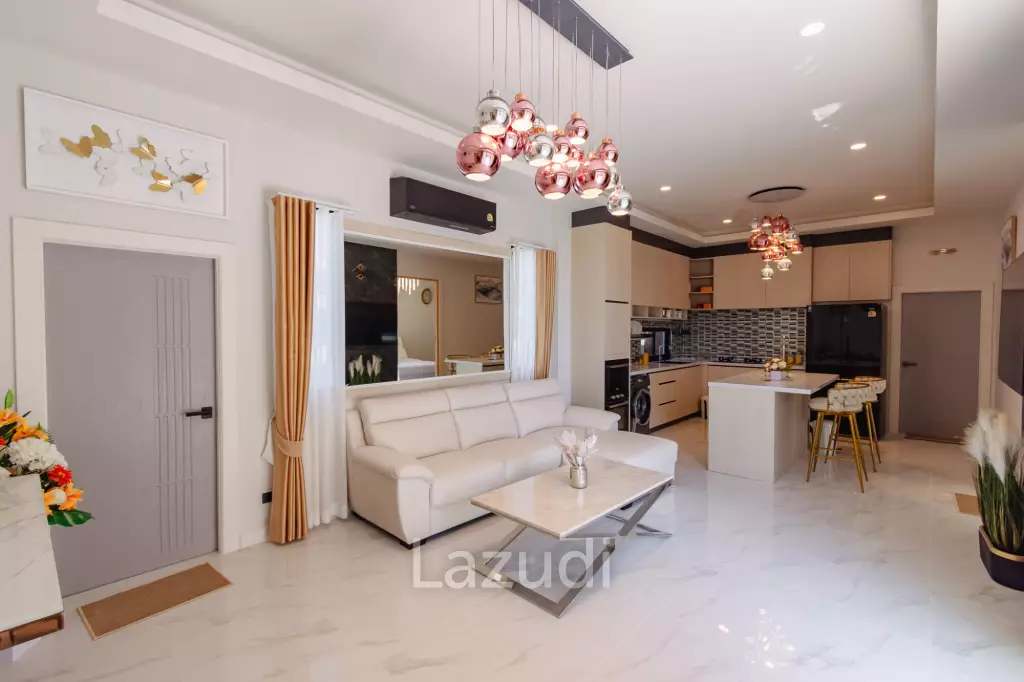 Modern 200 sqm pool villa in Hin Lek Fai Hua Hin