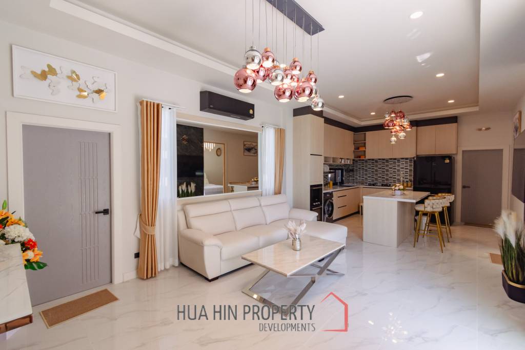 Modern 200 sqm pool villa in Hin Lek Fai Hua Hin
