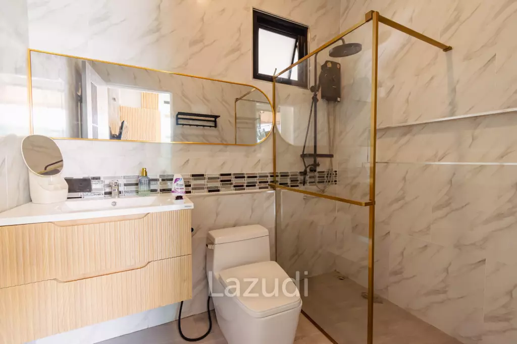 Modern 200 sqm pool villa in Hin Lek Fai Hua Hin