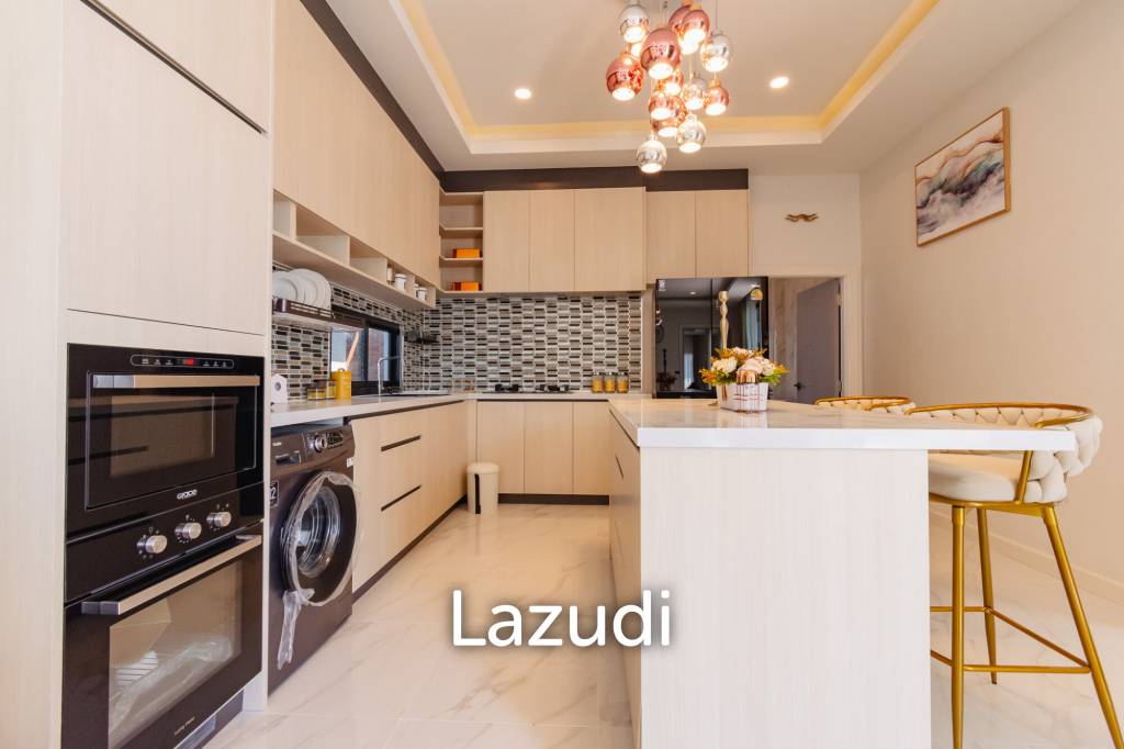 Modern 200 sqm pool villa in Hin Lek Fai Hua Hin