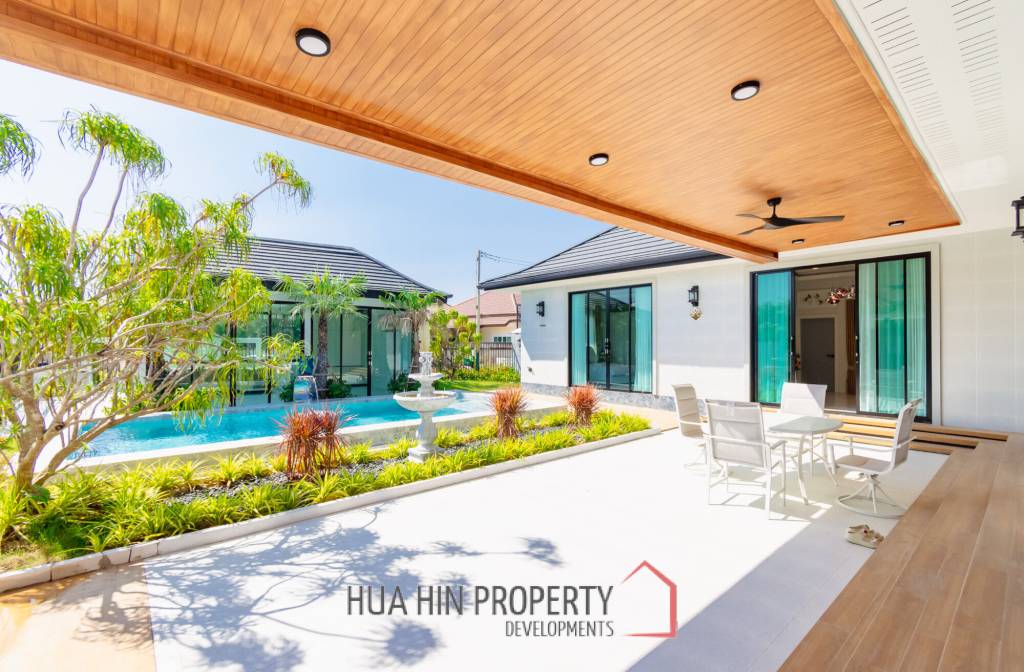 Modern 200 sqm pool villa in Hin Lek Fai Hua Hin
