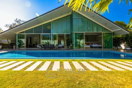 1,796 qm 7 Bett 7 Bad Villa Für Verkauf