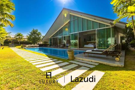 1,796 metro cuadrado 7 ` 7 Baño Villa de Venta