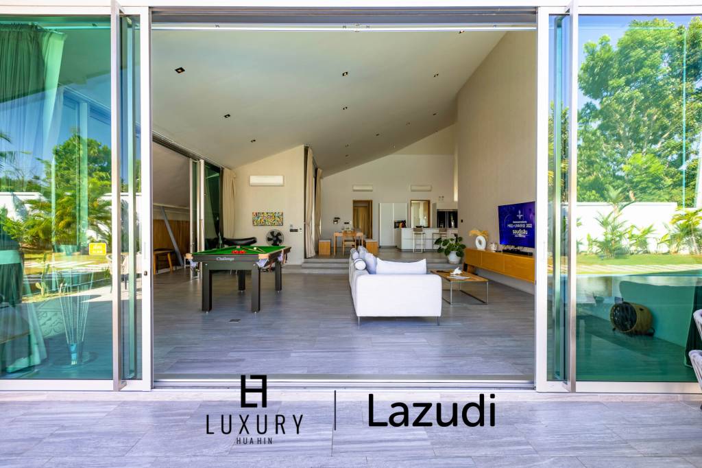 1,796 metro cuadrado 7 ` 7 Baño Villa de Venta