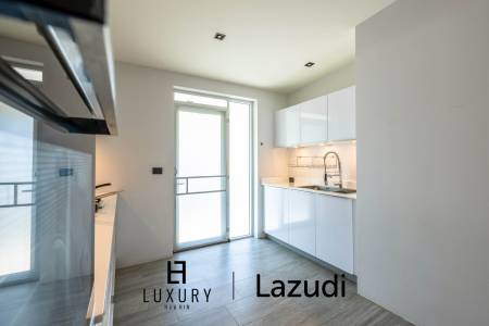 1,796 metro cuadrado 7 ` 7 Baño Villa de Venta